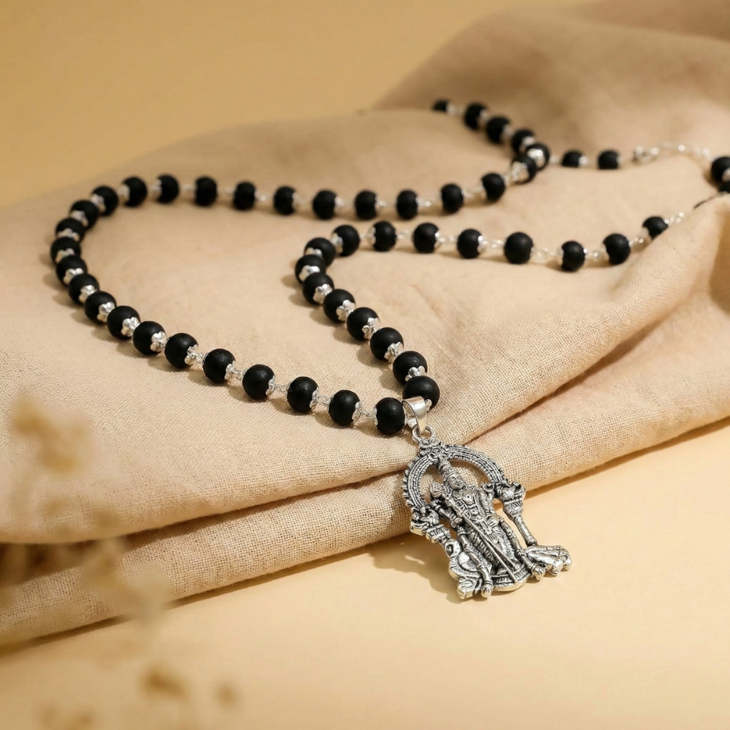 Lord Murugan Pendant WIth Karungli Malai